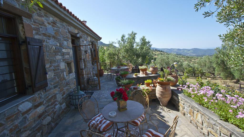 Petrino Spiti Villa Parthenon Exterior photo