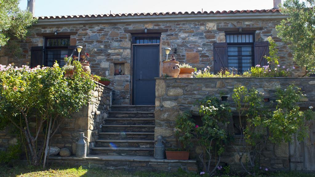 Petrino Spiti Villa Parthenon Exterior photo