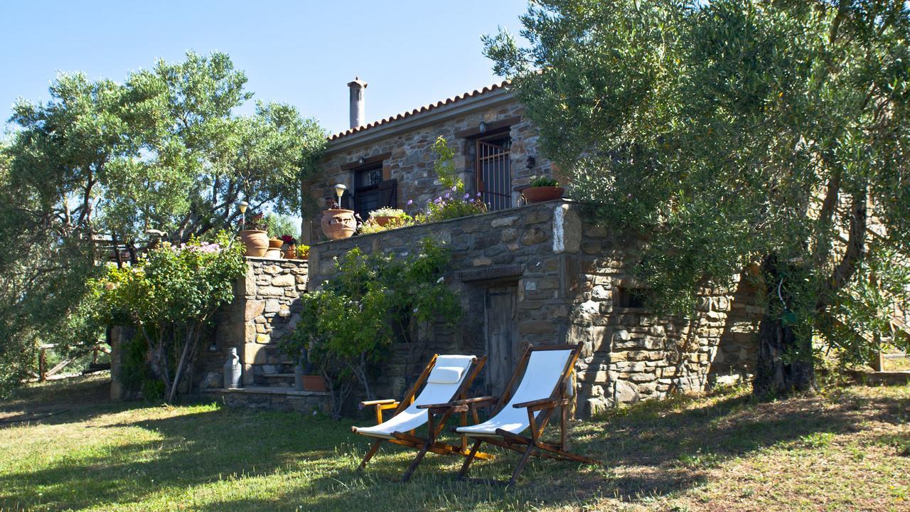 Petrino Spiti Villa Parthenon Exterior photo